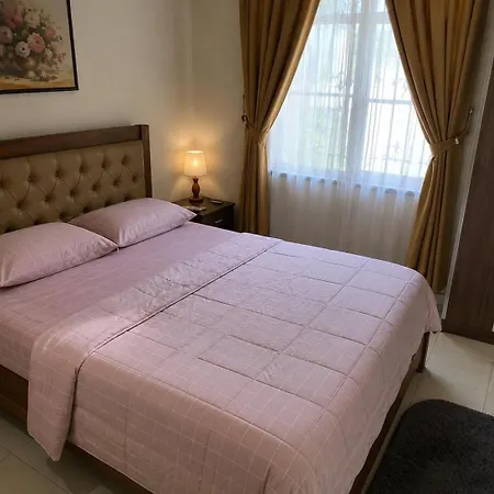Homestay Lavazh *